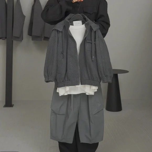 Gray Hooded Jacket quiet luxury style - Picture 3 of 4